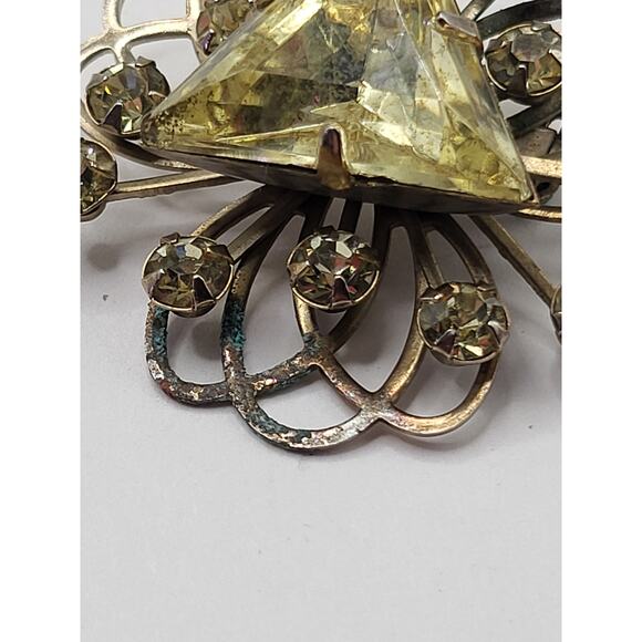 Vintage Yellow Triangle Rhinestone Brooch Mid Century Wearable Jewelry - Picture 9 of 11
